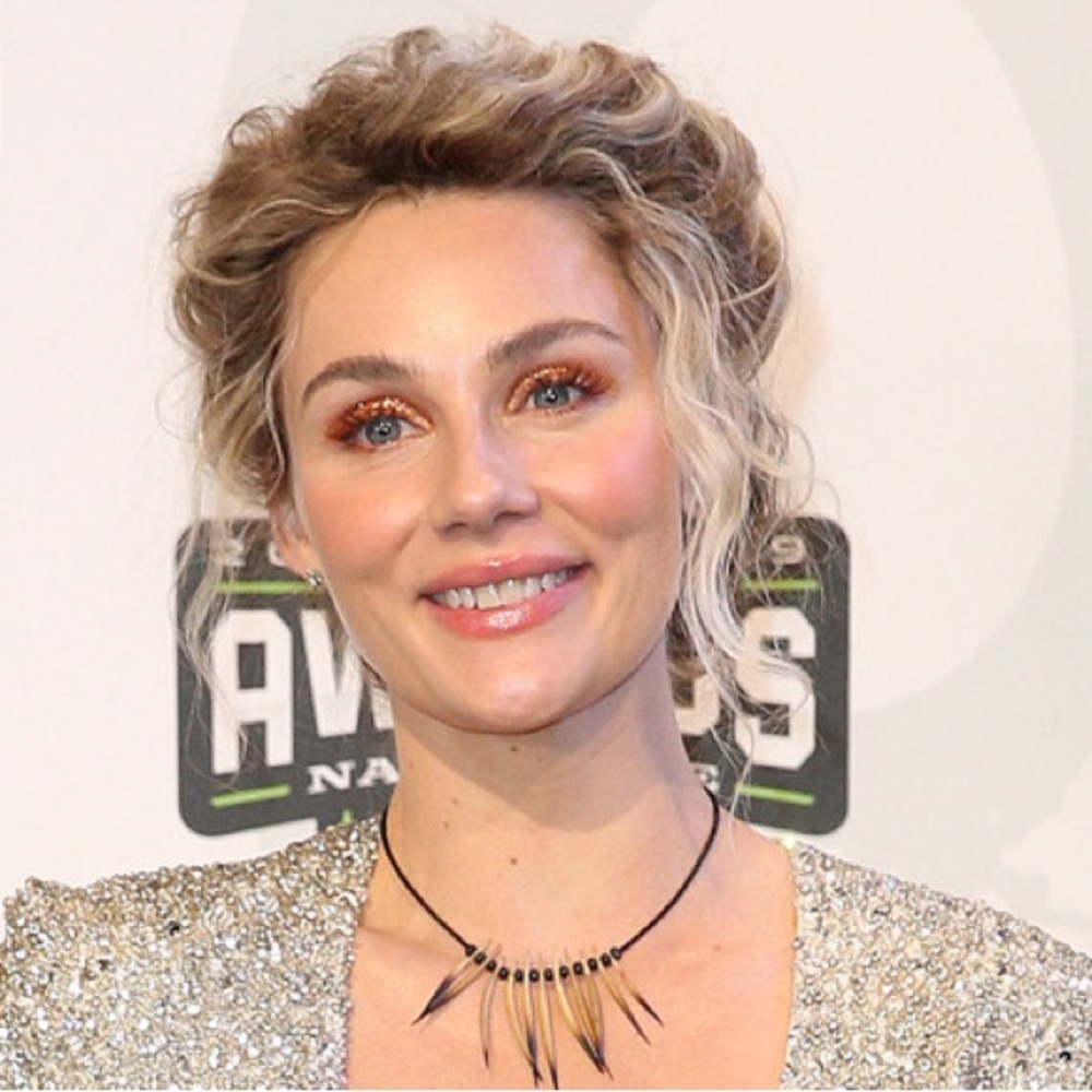 Gillawarra Arts Quill Necklace ASO Clare Bowen